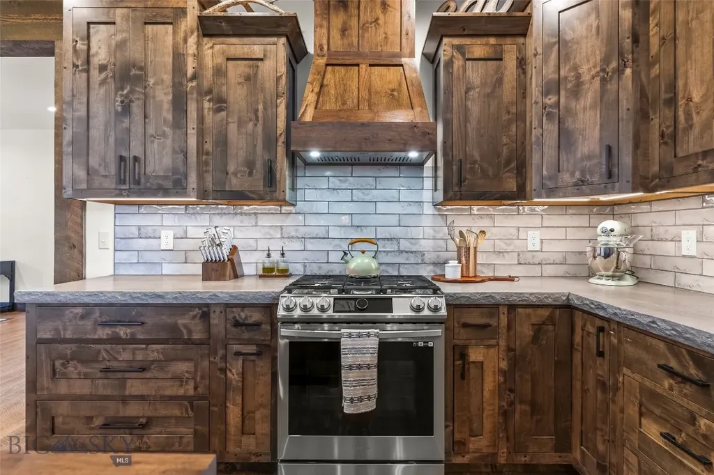 54 Antelope Butte Road Livingston MT 59047