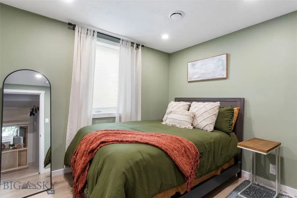 2210 Skyway Avenue Butte MT 59701
