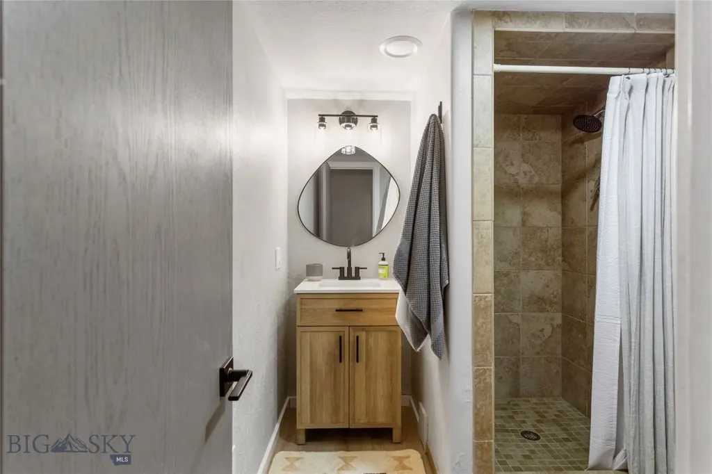 2210 Skyway Avenue Butte MT 59701