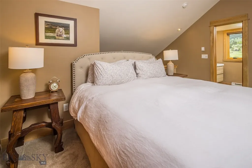 2225 Black Otter Big Sky MT 59716