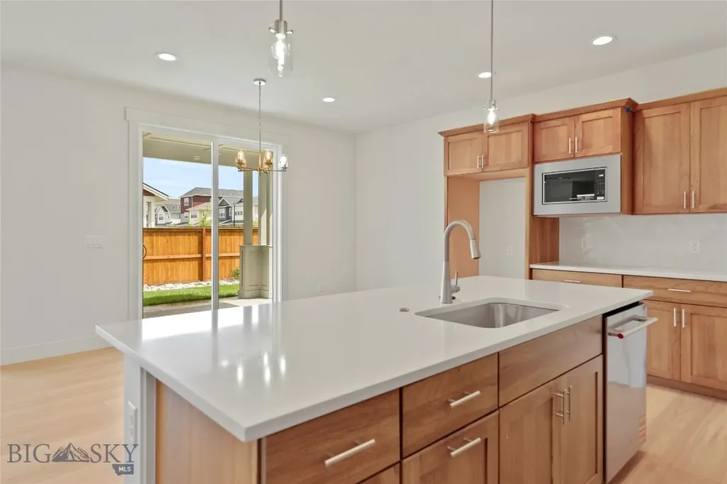 1501 Beeker Lane Belgrade MT 59714