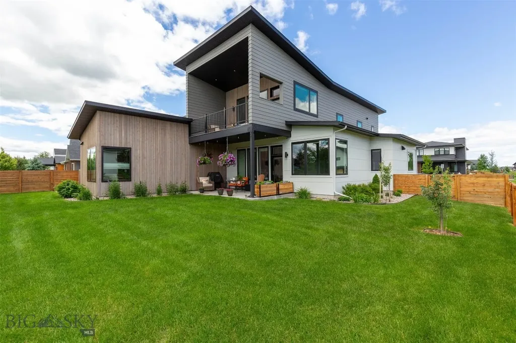 1832 Ryun Sun Way Bozeman MT 59718
