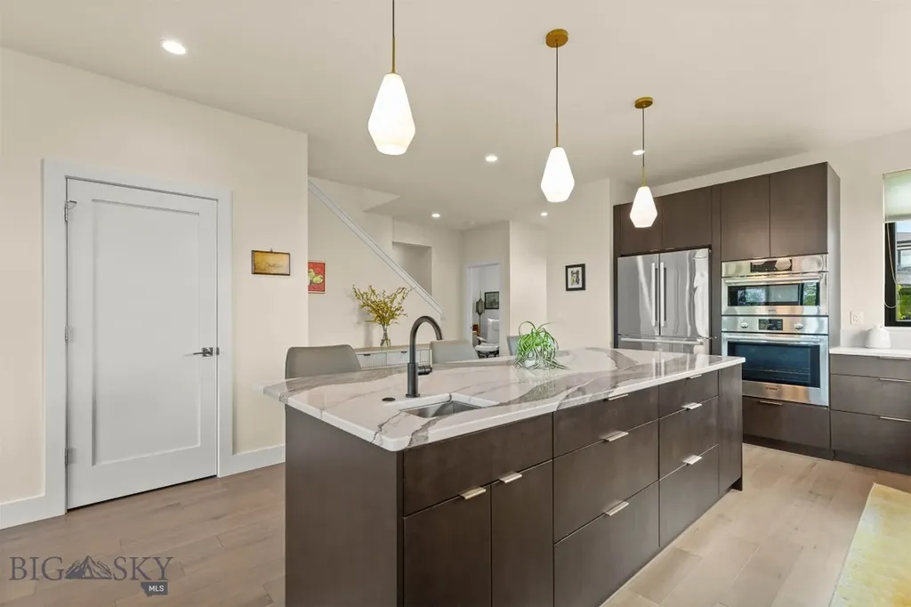 1832 Ryun Sun Way Bozeman MT 59718