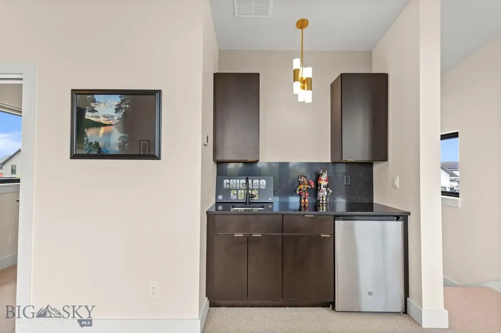 1832 Ryun Sun Way Bozeman MT 59718