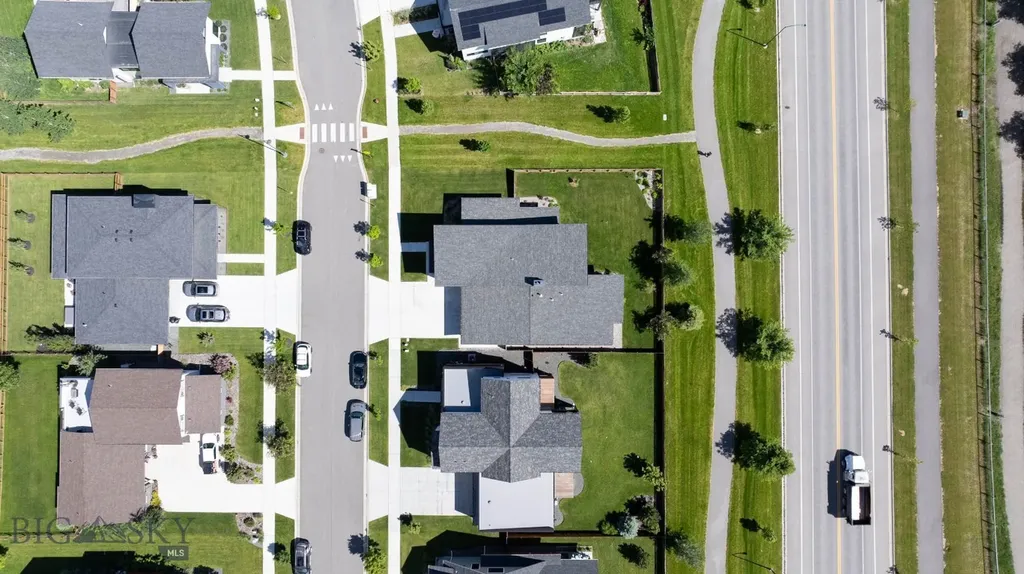 1832 Ryun Sun Way Bozeman MT 59718