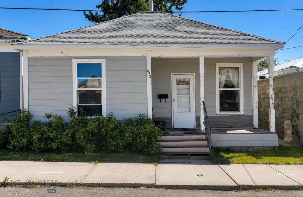 832 Emma Street Butte MT 59701