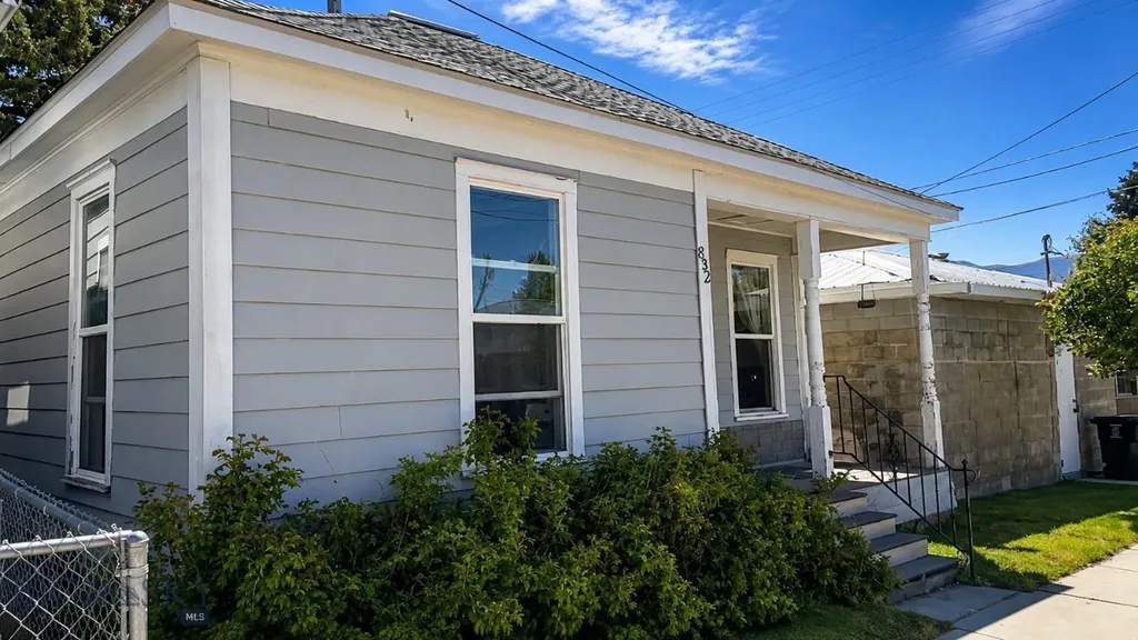832 Emma Street Butte MT 59701