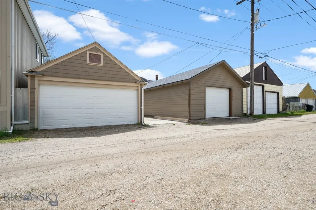 512 W 3rd Street Anaconda MT 59711