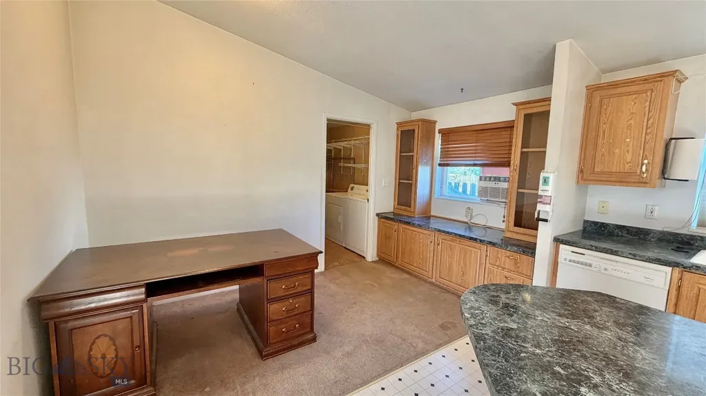 811 Golden West Drive Belgrade MT 59714