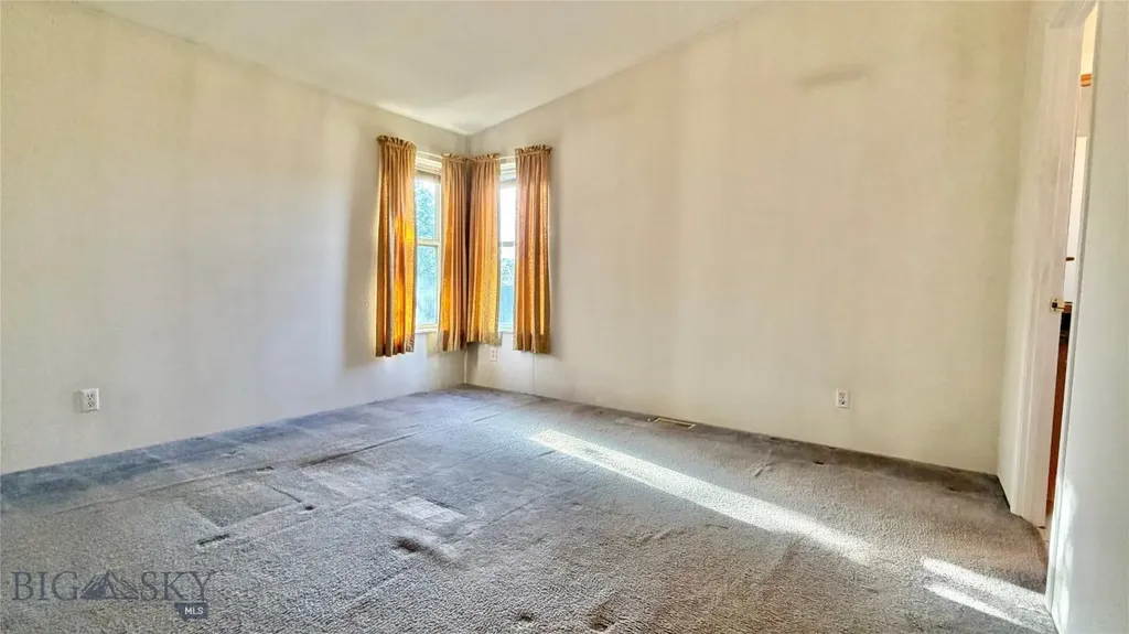 811 Golden West Drive Belgrade MT 59714