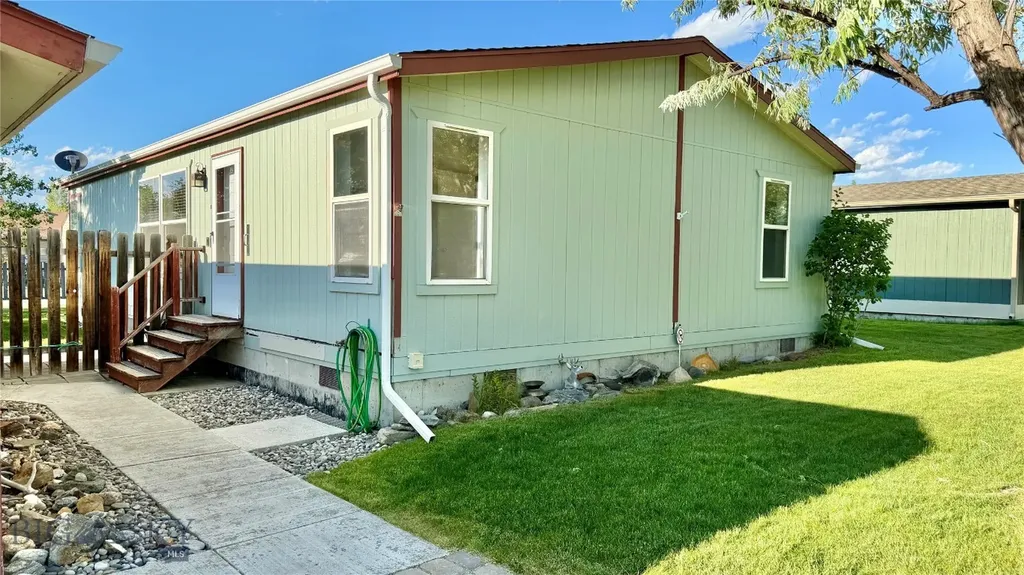 811 Golden West Drive Belgrade MT 59714
