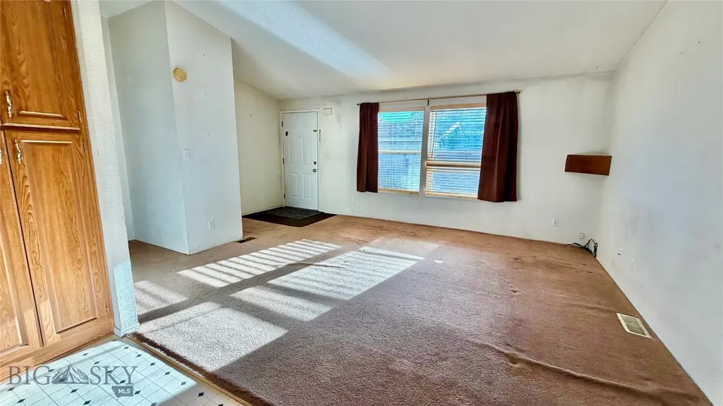 811 Golden West Drive Belgrade MT 59714