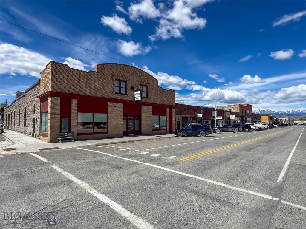 236 Mcleod Big Timber MT 59011