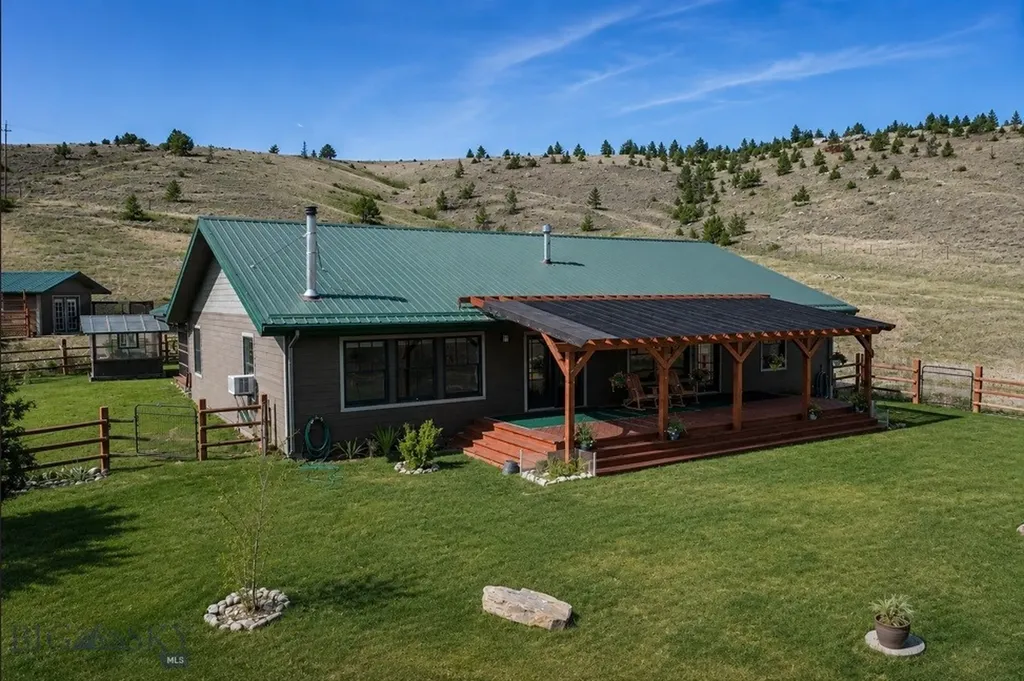 35 Halo Loop Trail Ennis MT 59729