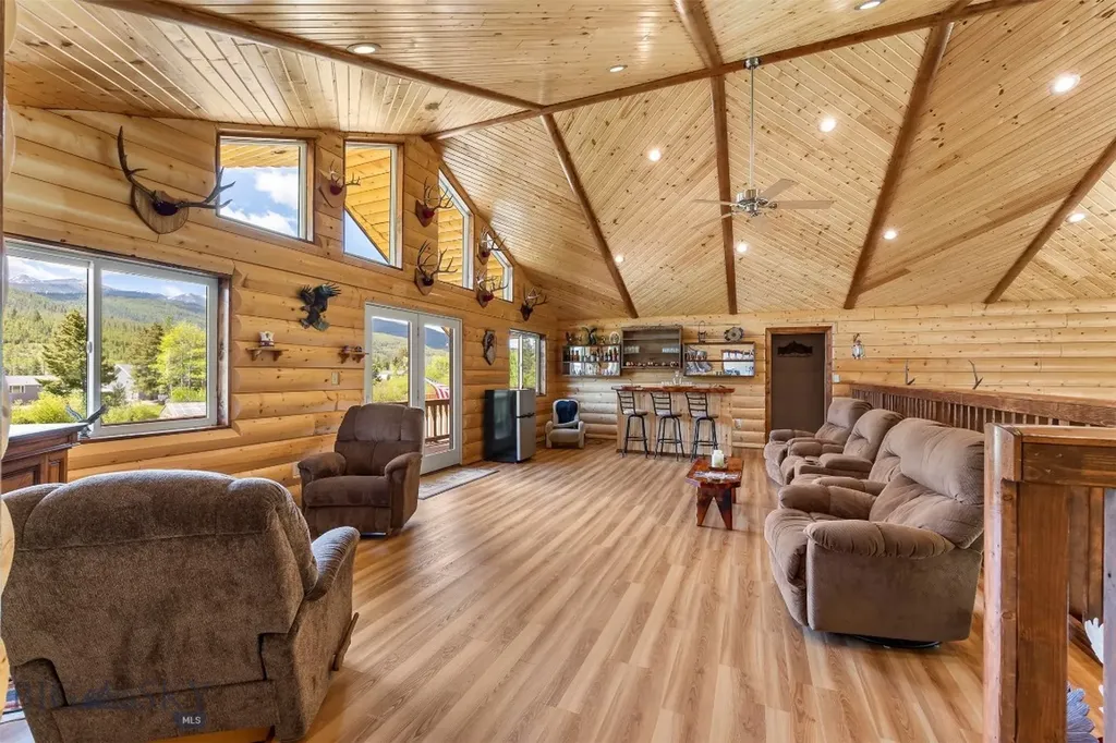 100 Foster Creek Anaconda MT 59711