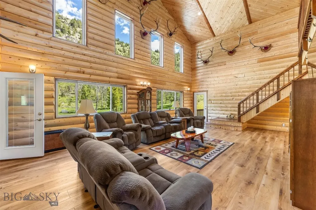 100 Foster Creek Anaconda MT 59711