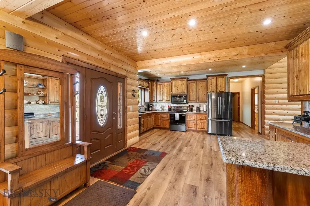 100 Foster Creek Anaconda MT 59711
