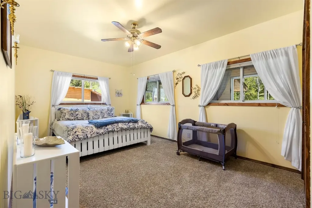 100 Foster Creek Anaconda MT 59711