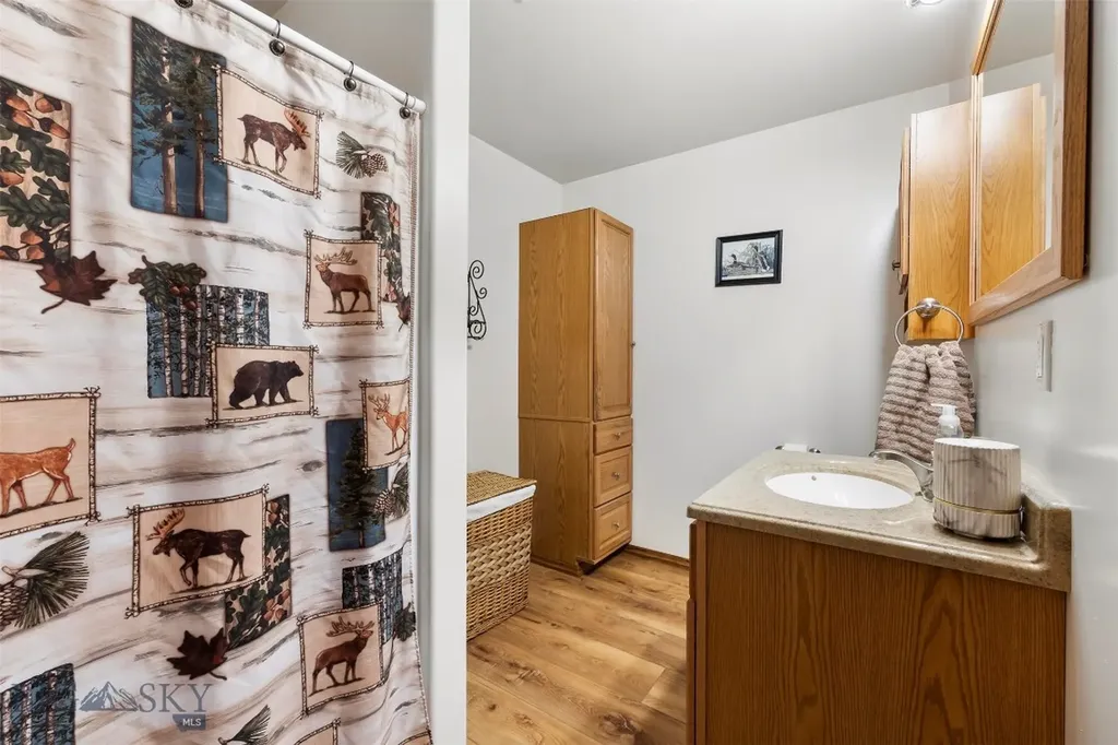 100 Foster Creek Anaconda MT 59711