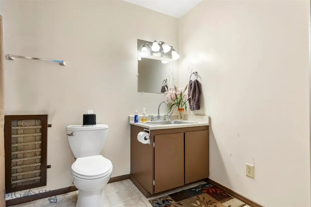 100 Foster Creek Anaconda MT 59711