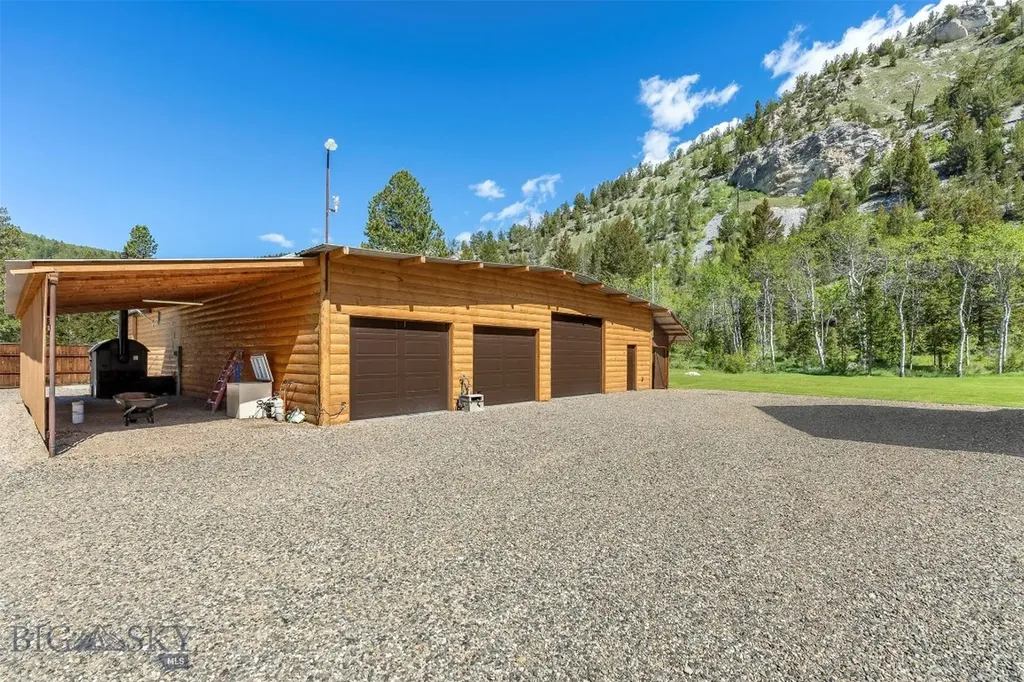 100 Foster Creek Drive Anaconda MT 59711