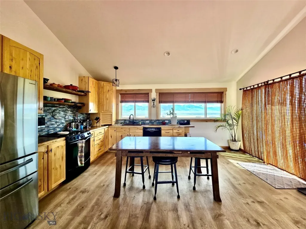 5 Horse Pasture Lane Ennis MT 59729