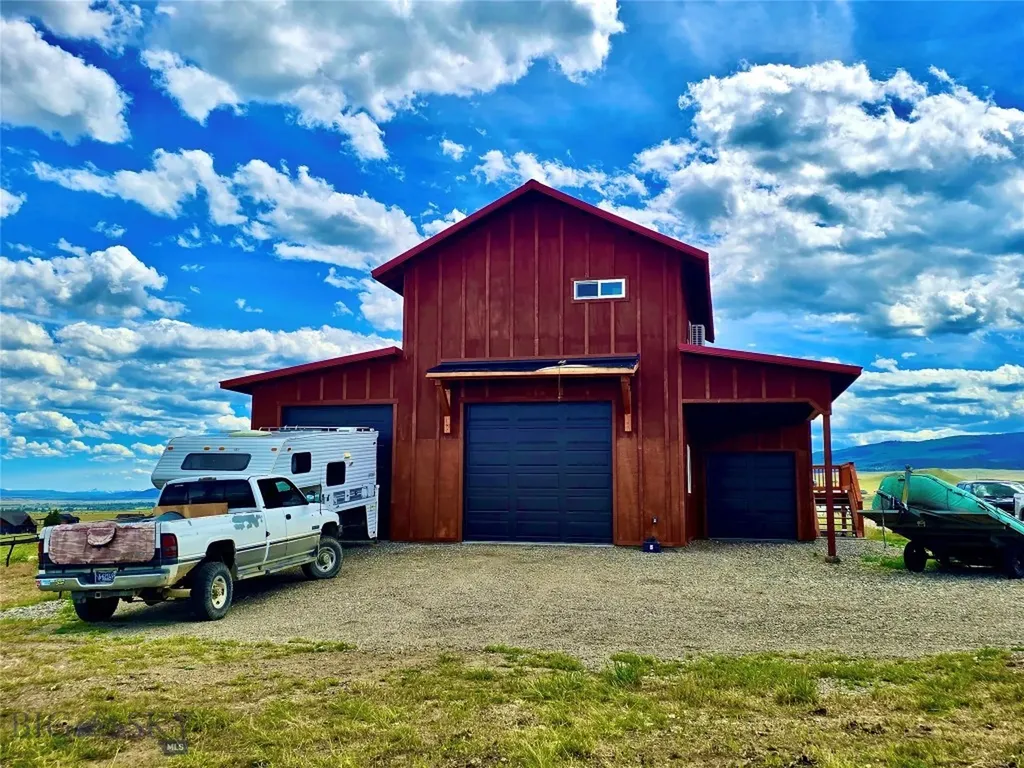 5 Horse Pasture Lane Ennis MT 59729