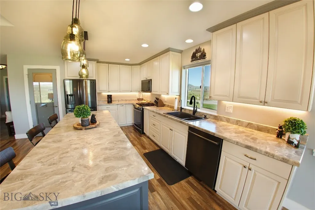 108 Rolling Prairie Way Three Forks MT 59752