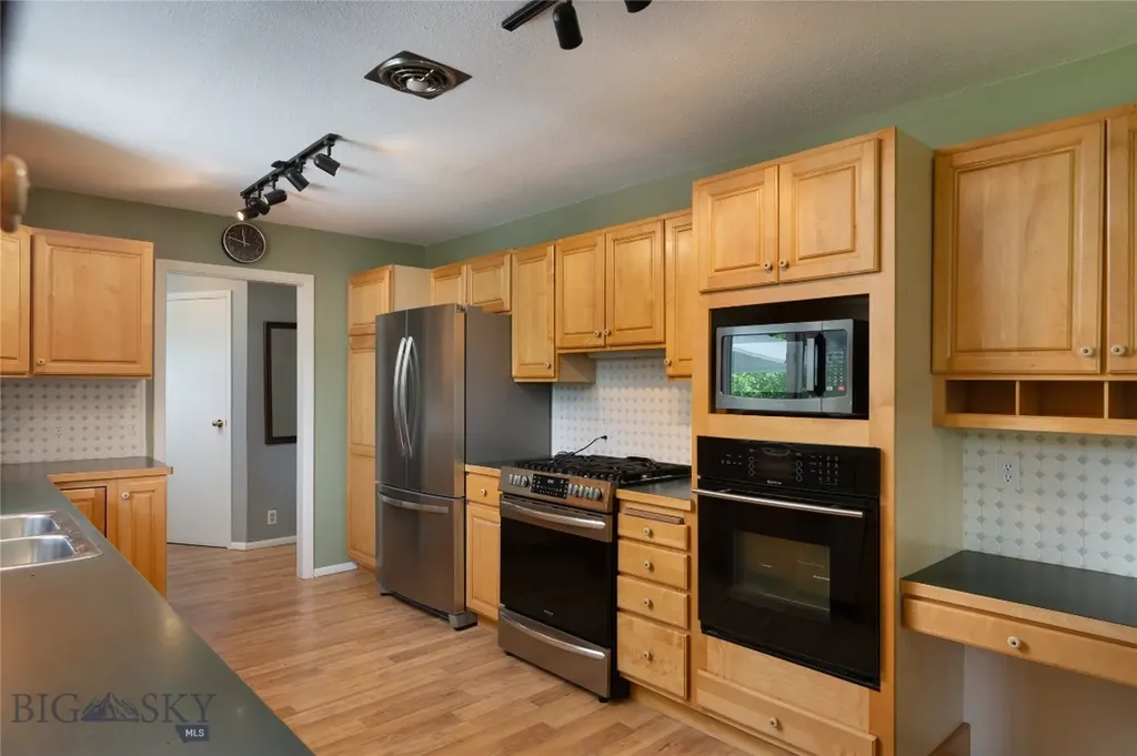 2890 Springhill Road Bozeman MT 59718
