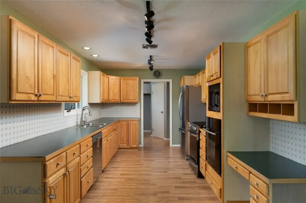 2890 Springhill Road Bozeman MT 59718
