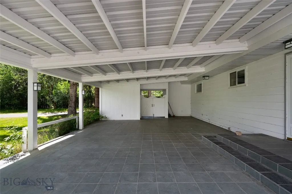 2890 Springhill Road Bozeman MT 59718