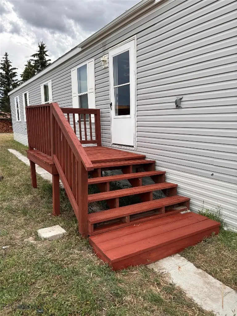 90 E South White Sulphur Springs MT 59645