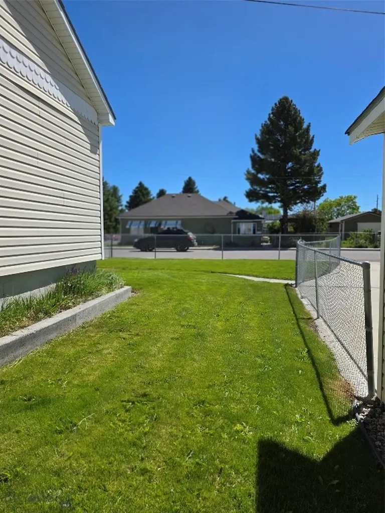 331 N Walnut Street Dillon MT 59725