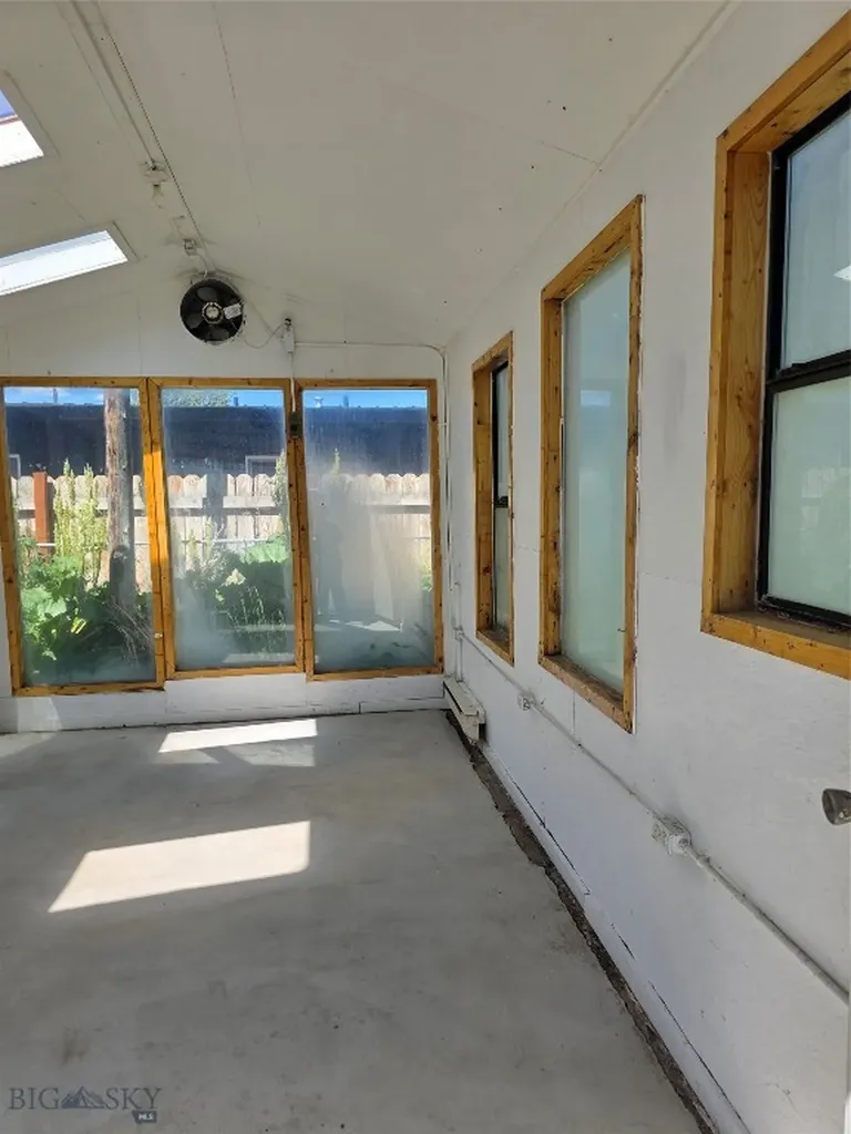 331 N Walnut Street Dillon MT 59725