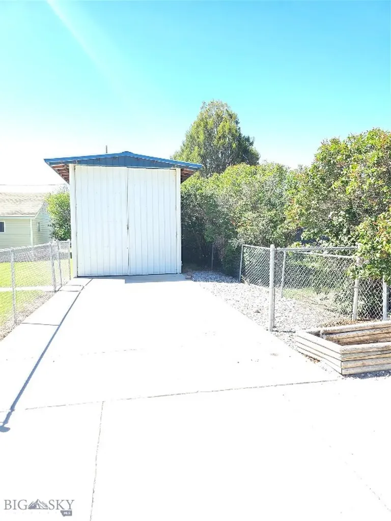 331 N Walnut Street Dillon MT 59725