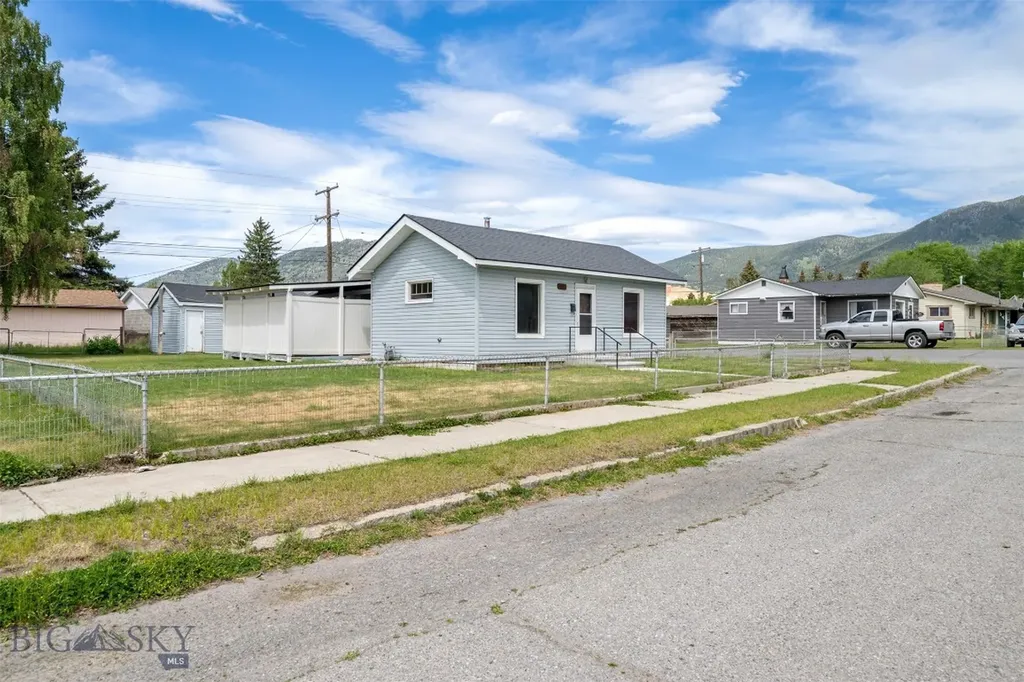 2125 Elm Butte MT 59701