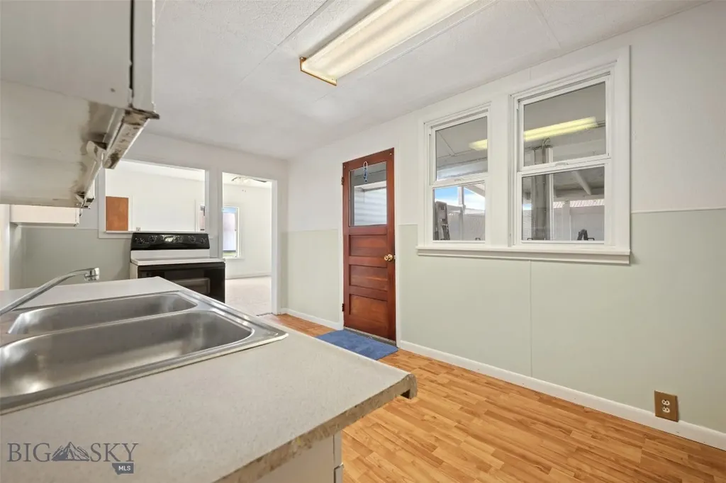 2125 Elm Butte MT 59701