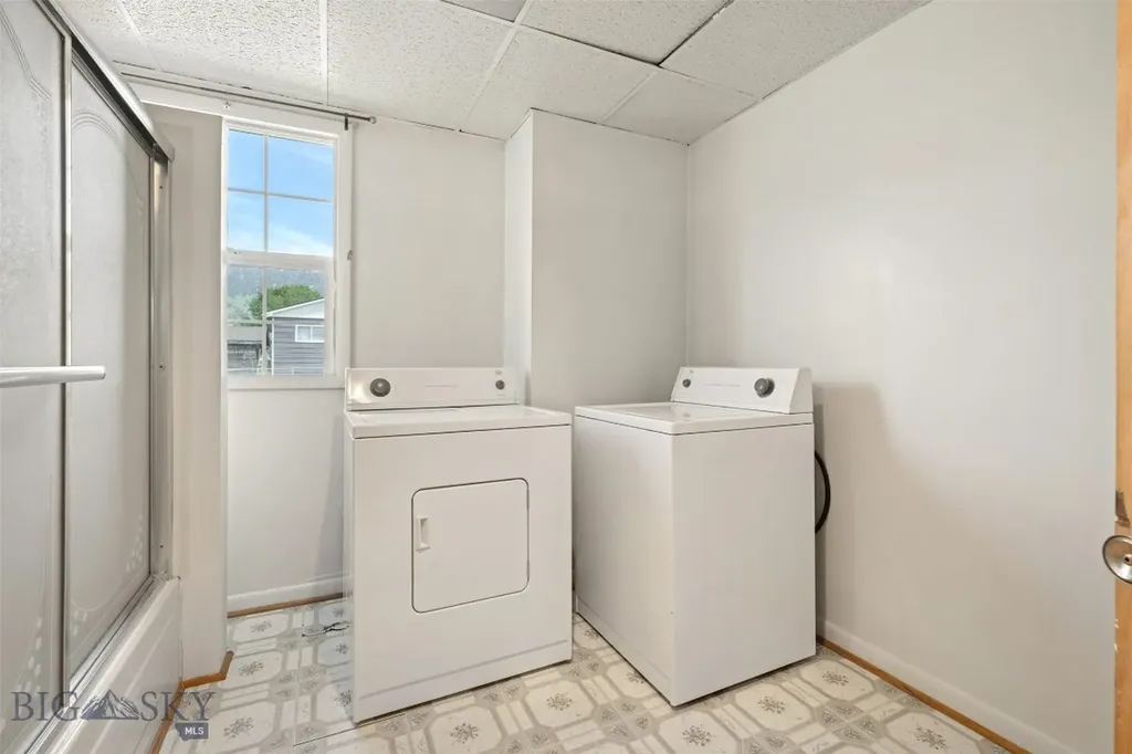 2125 Elm Butte MT 59701