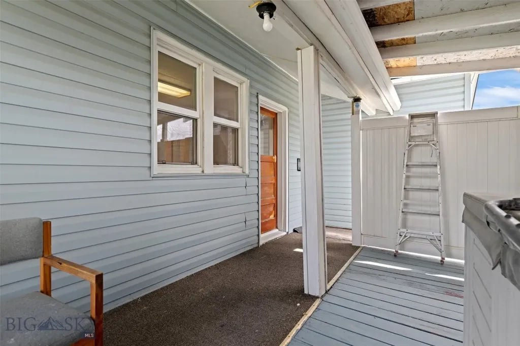 2125 Elm Butte MT 59701