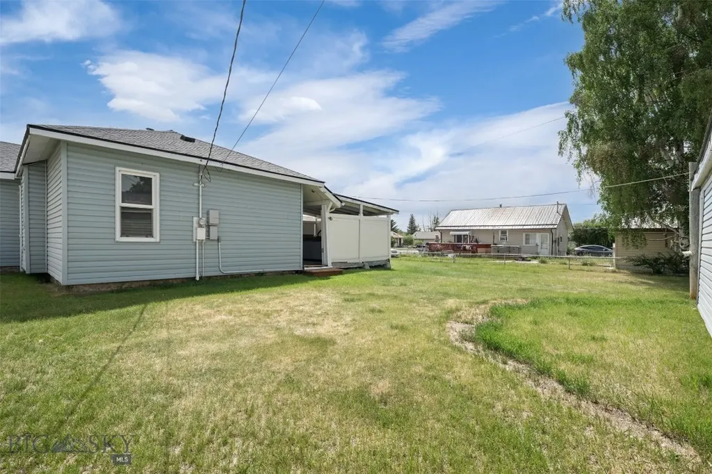2125 Elm Butte MT 59701