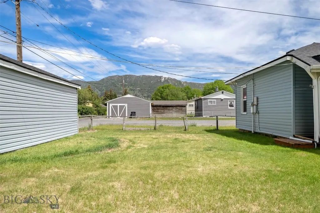 2125 Elm Butte MT 59701