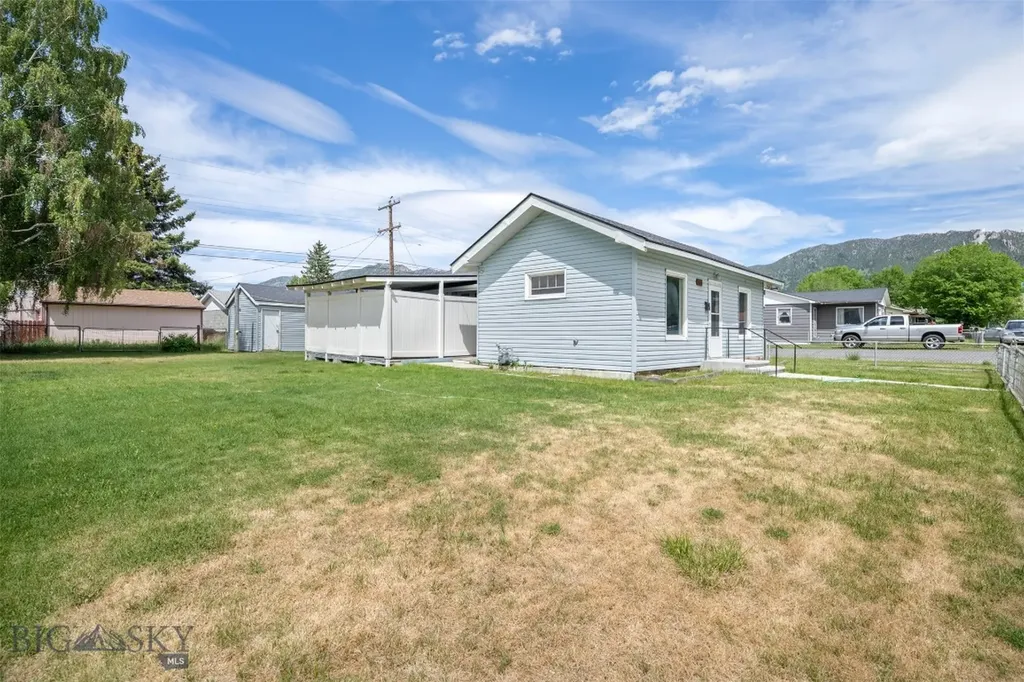 2125 Elm Butte MT 59701
