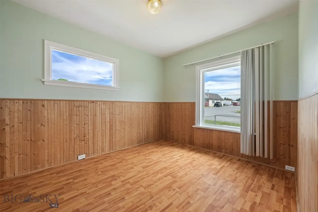 2125 Elm Butte MT 59701