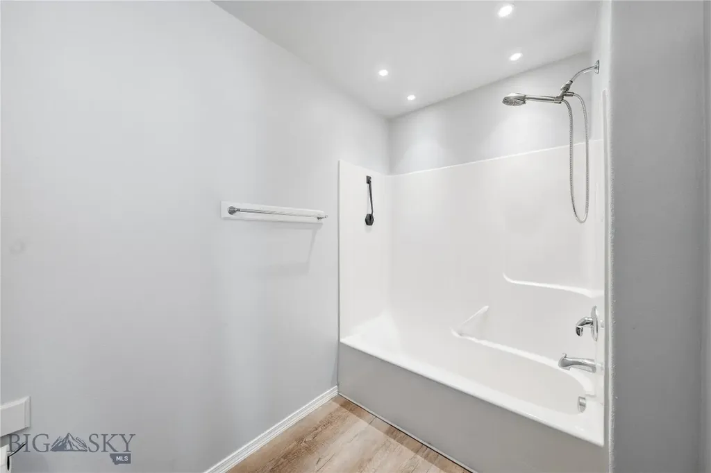 1124 Longbow Bozeman MT 59718