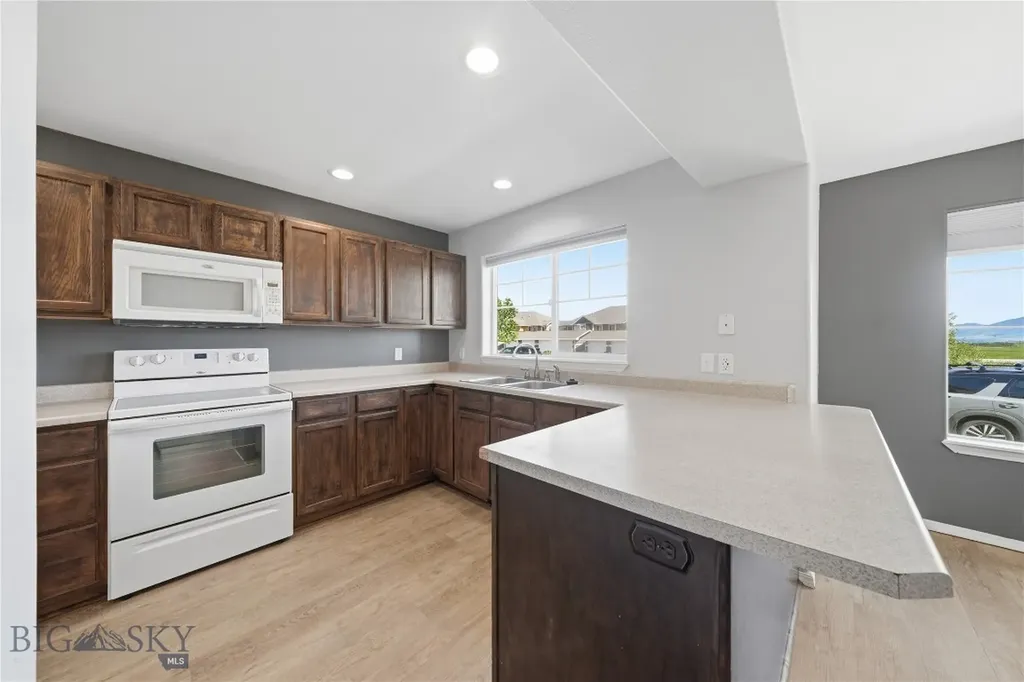 1124 Longbow Bozeman MT 59718