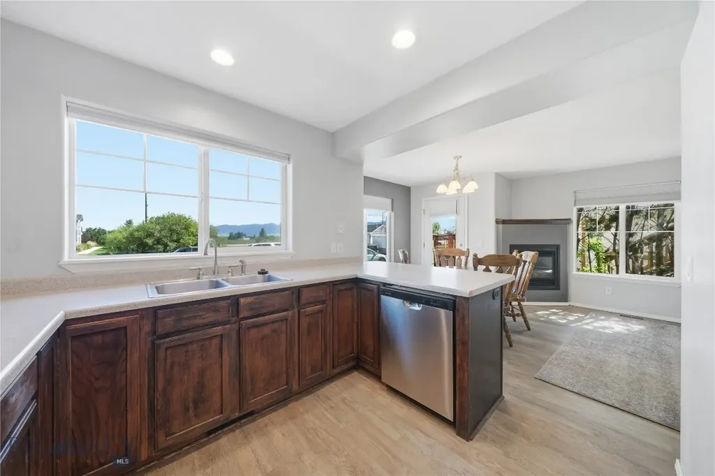 1124 Longbow Bozeman MT 59718
