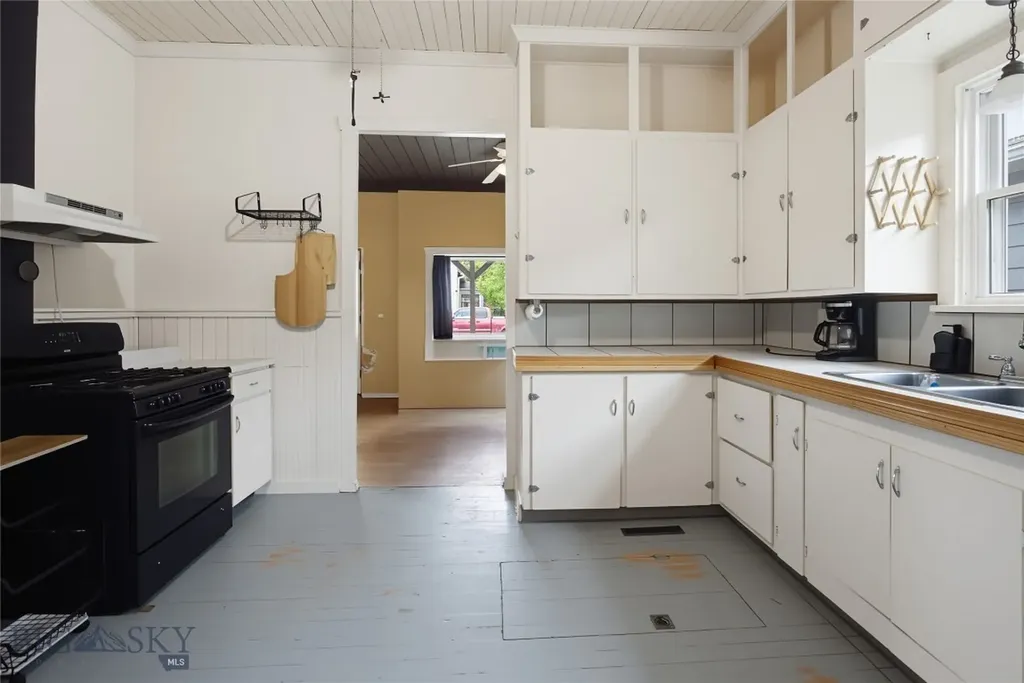 1511 N Main Butte MT 59701