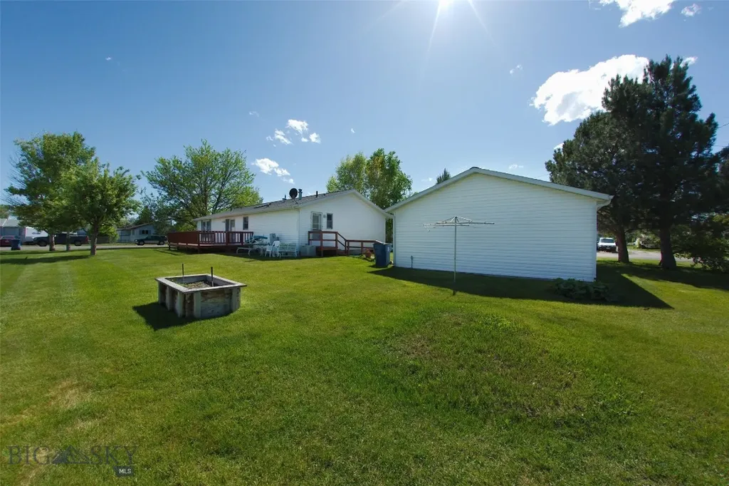 121 6th Avenue E Three Forks MT 59752