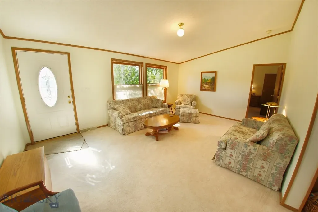 121 6th Avenue E Three Forks MT 59752