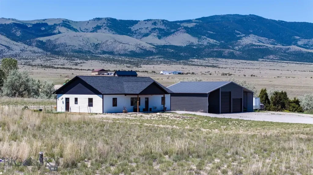 25 S 51 Ranch Drive Townsend MT 59644
